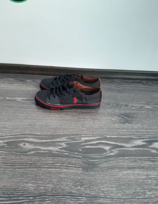 Adidasi Polo marimea 42  .