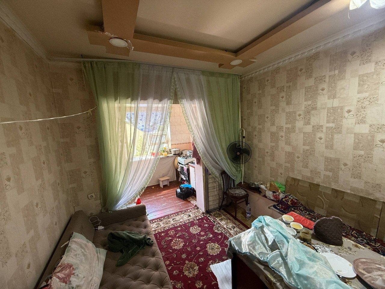 Сотилади Квартира!! Сергели-5, 3/3/9, 100м2. Ор: 3-метро бекати.