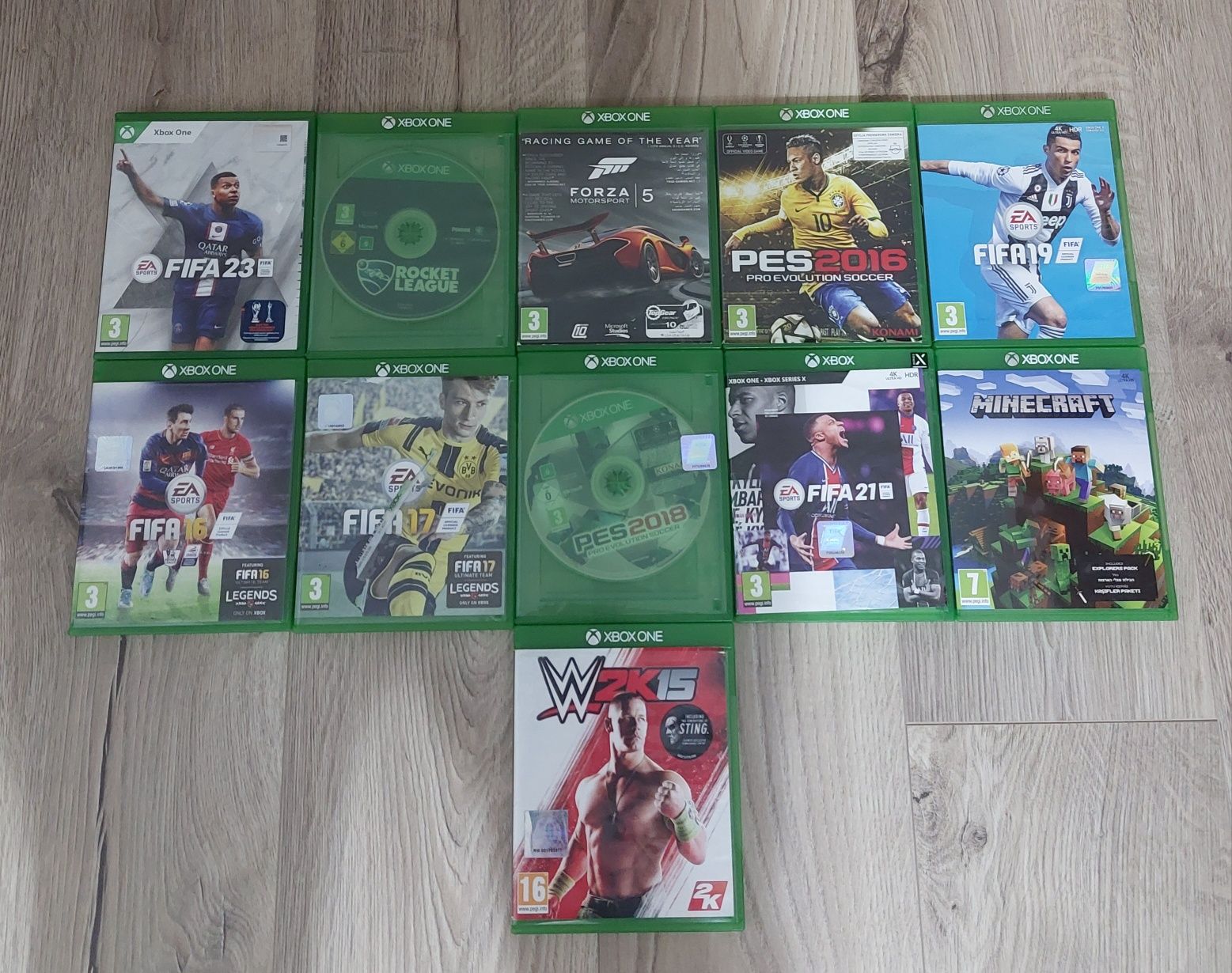 Vând jocuri Xbox One