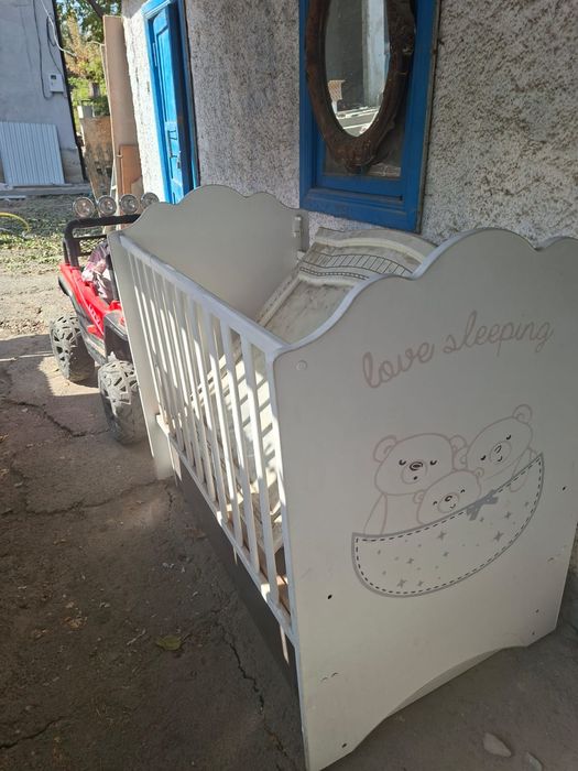 Манеж детский , отдам