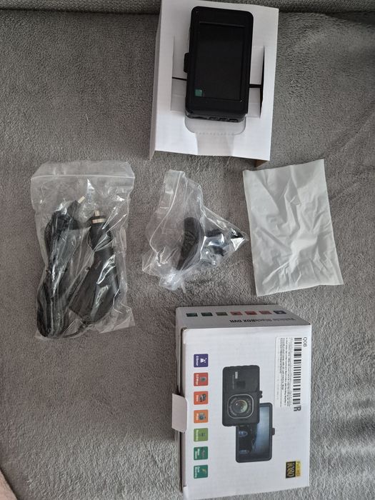 Camera auto bord , nouă