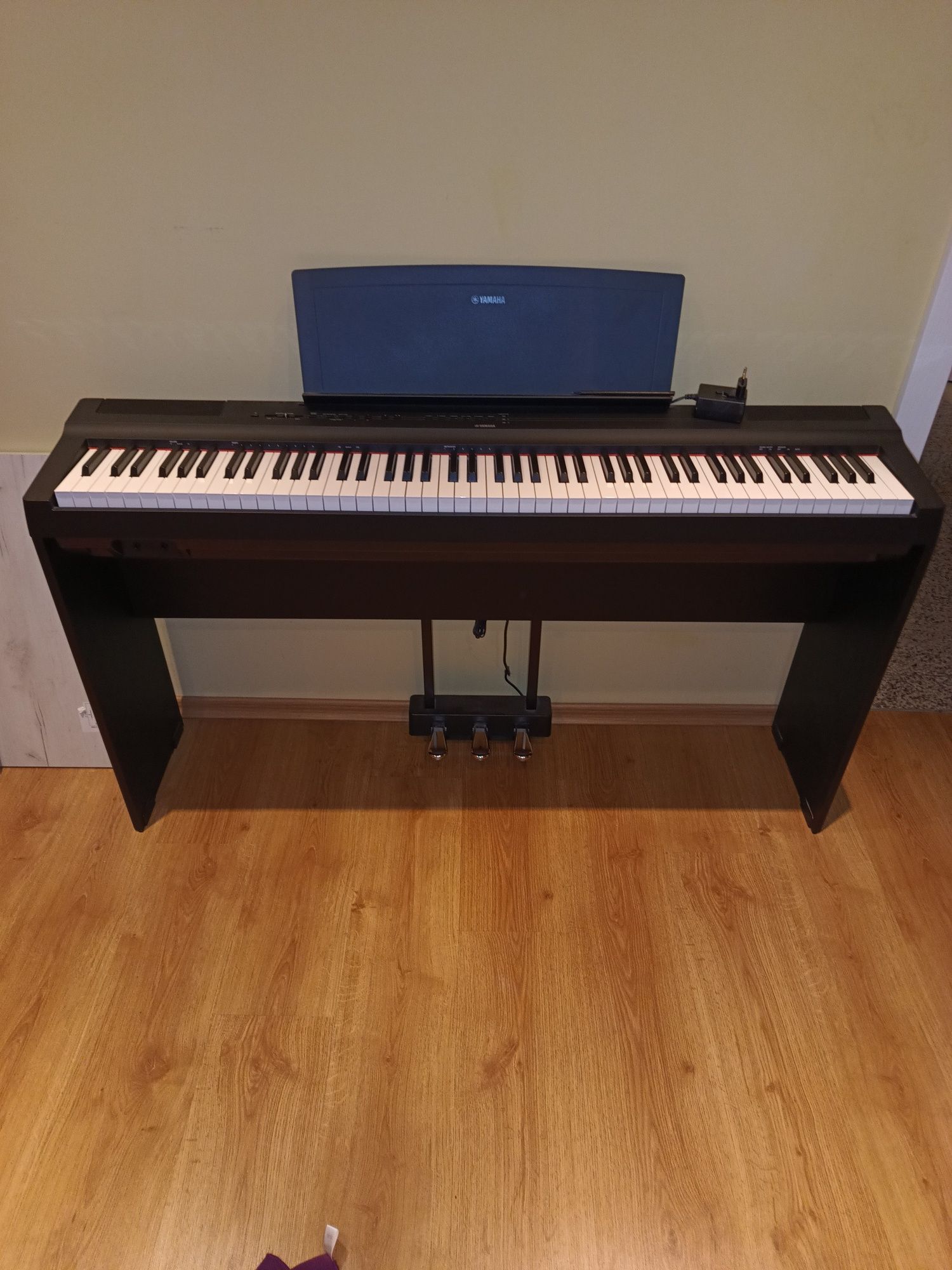 Пияно YAMAHA p-125