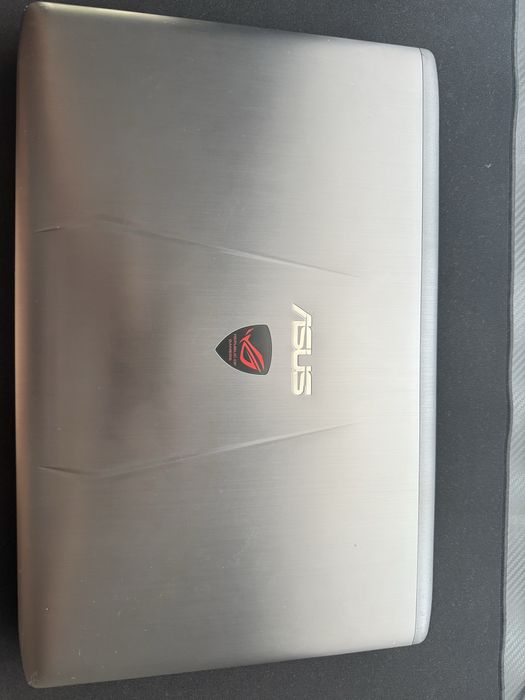 VÂND Laptop Gaming ASUS ROG