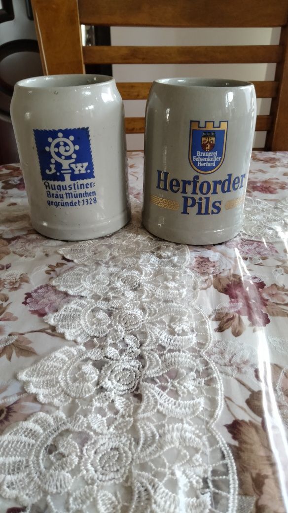 Продам керамические вазы , фарфор и хрусталь.