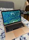 Apple Macbook Air M1 (8gb) 256gb storage, 83% sanatate battery