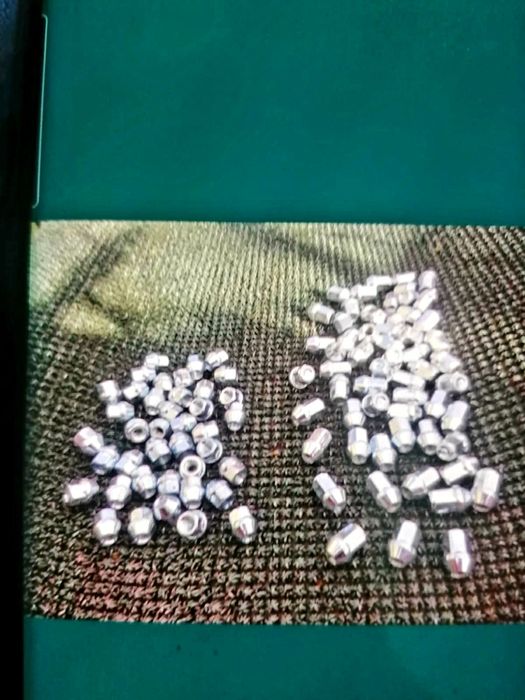 Piulite prezoane jante aliaj Ford Mitsubishi Toyota Kia Volvo Mazda