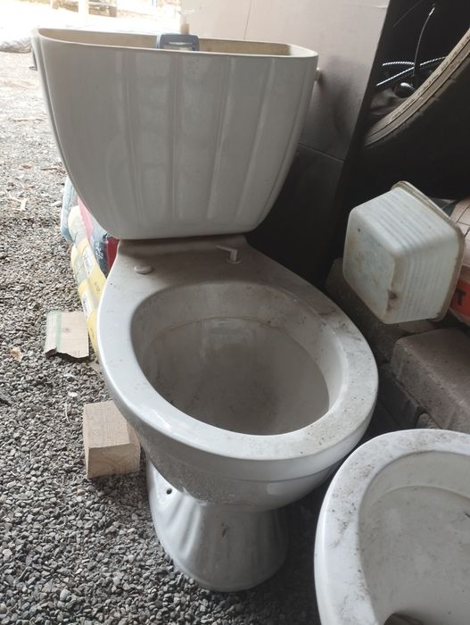Продам рабочий унитаз