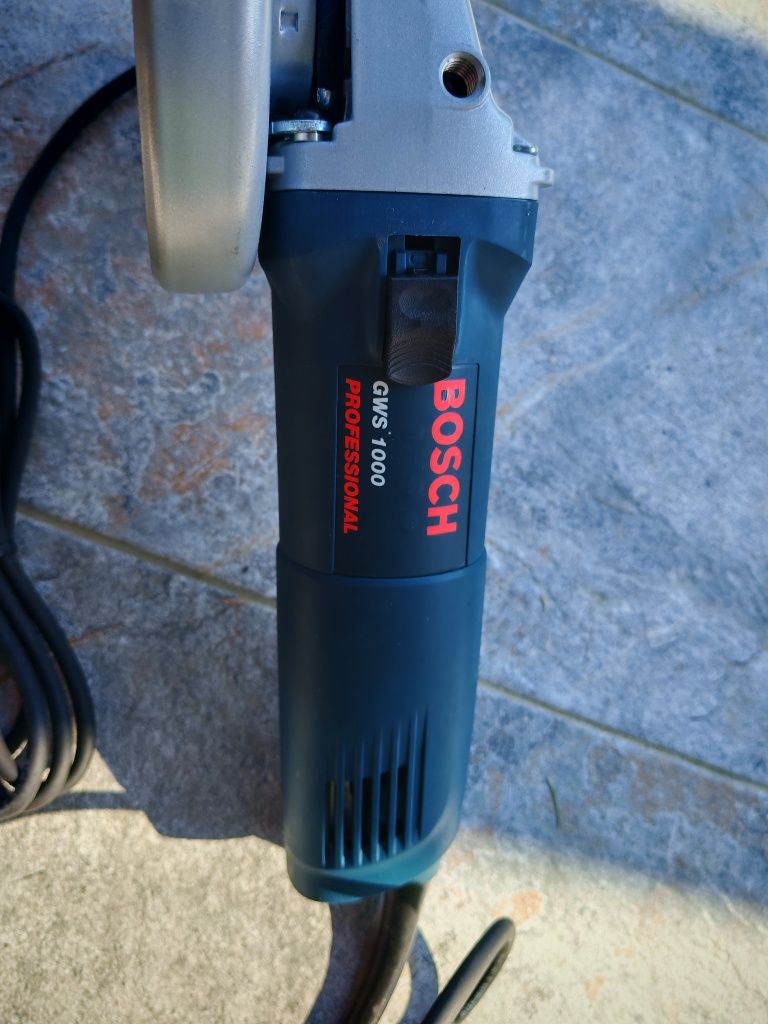Polizor unghiular GWS 1000 profesional