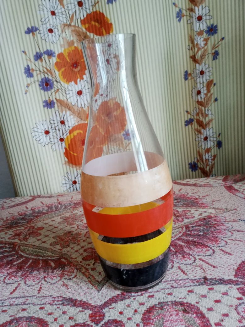 Ваза для цветов.