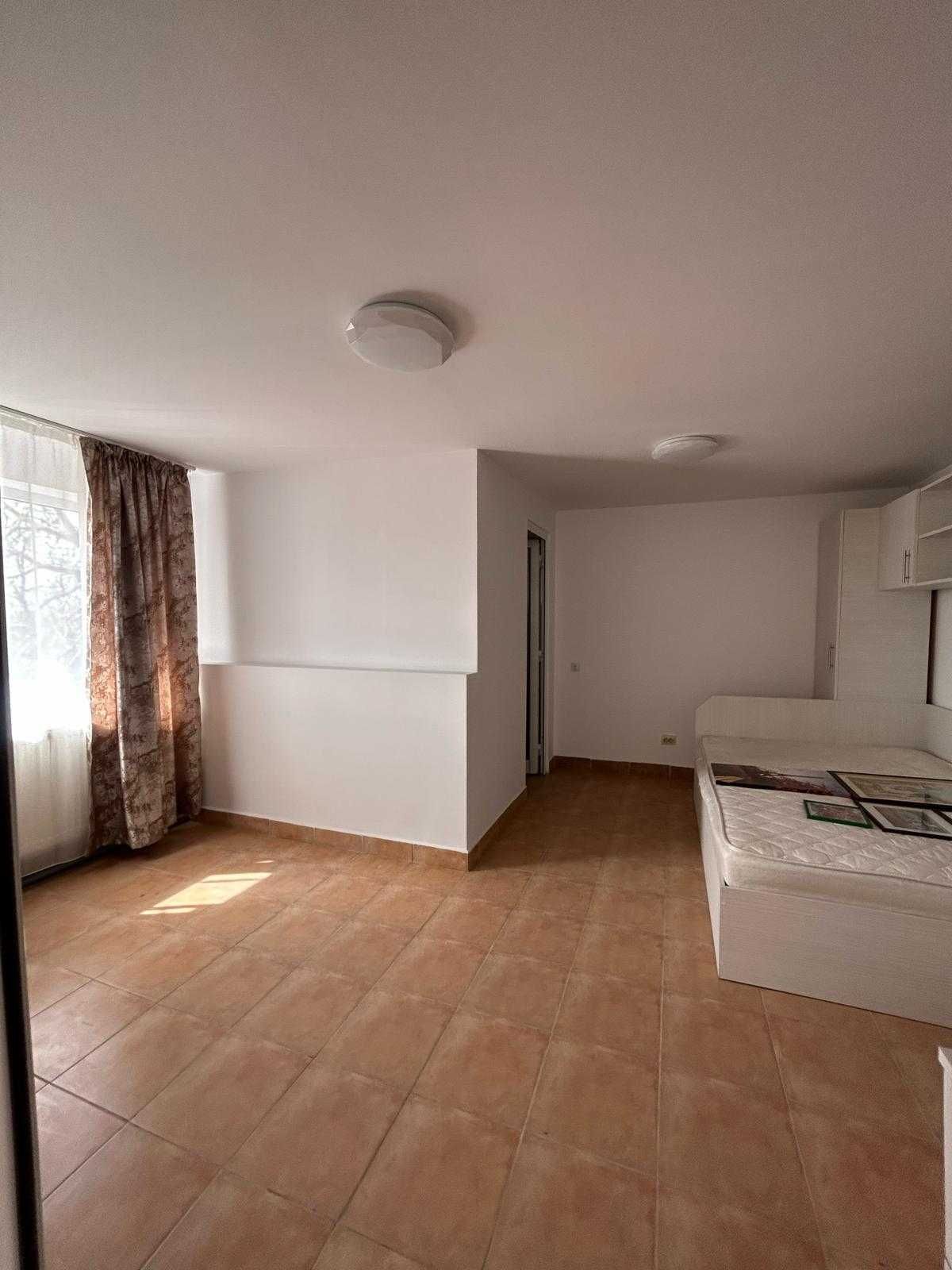 De inchiriat Apartament, Str Vlad Tepes, Nr 4 , Slatina-Olt