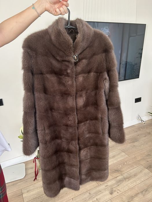 Продаю шубу из натурального меха