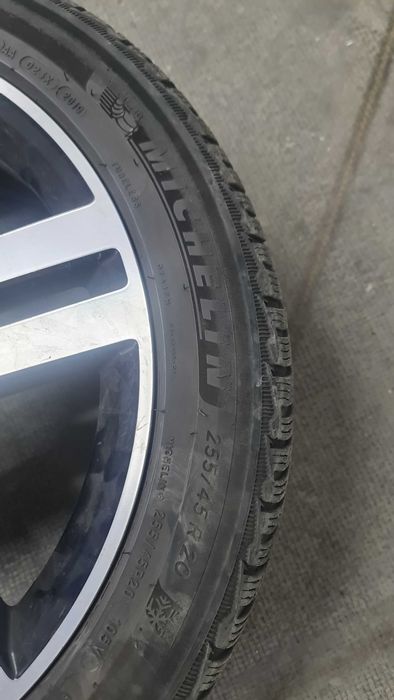 Гуми Мишелин pilot alpine 5 SUV 255x45x20