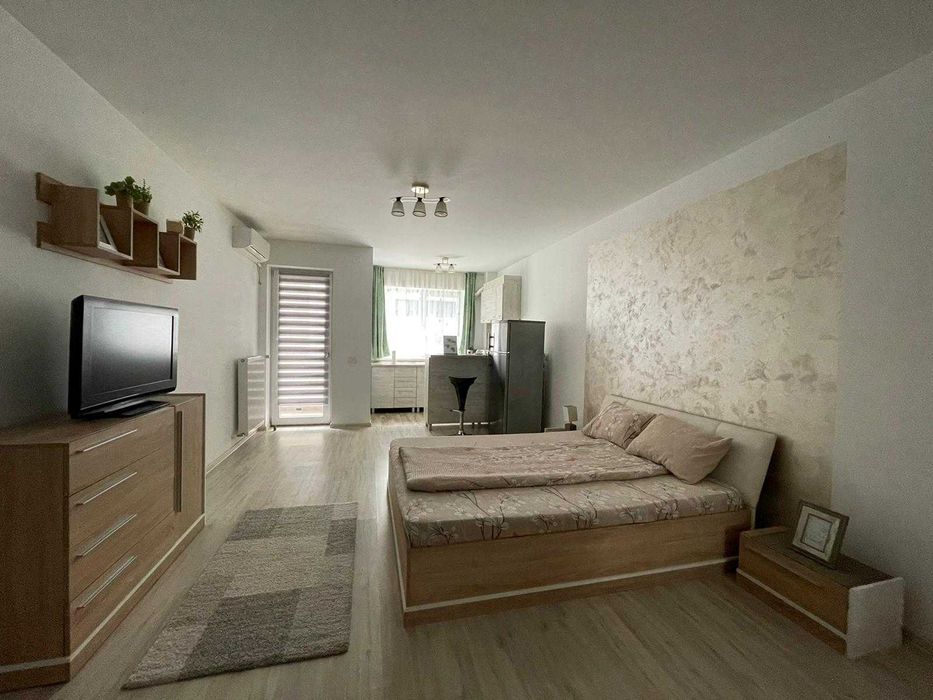 Ofer in regim HOTELIER AP NOU tip studio Prima Onestilor