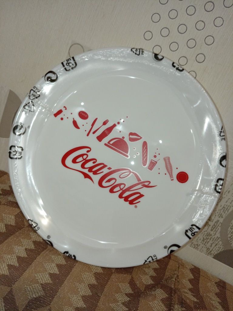 Чиния,чинии Coca Cola,