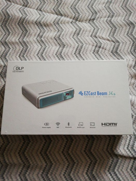 Proiector video Ezcast Beam J4A android wifi NOU SIGILAT