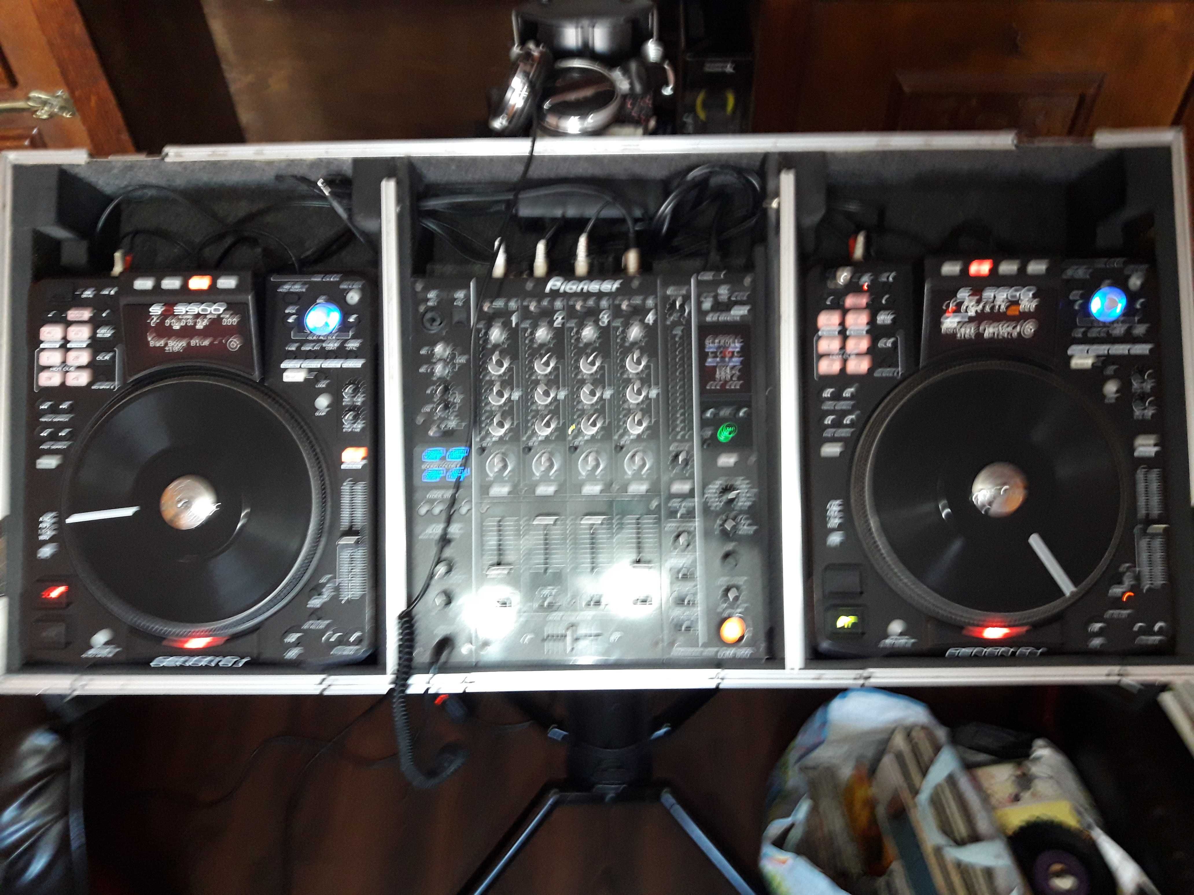 Denon Dj SC3900 cu platan