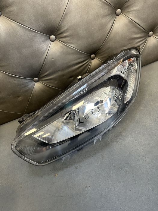 ford transit tourneo connect black фар фарове ляв