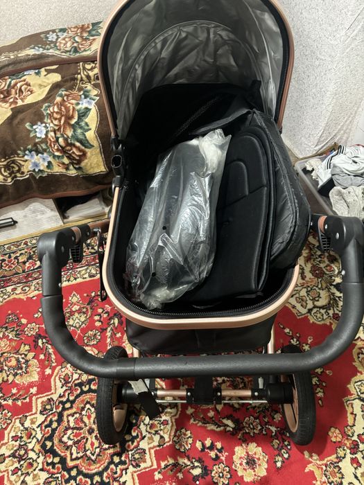 Продам коляску детскую почти новый