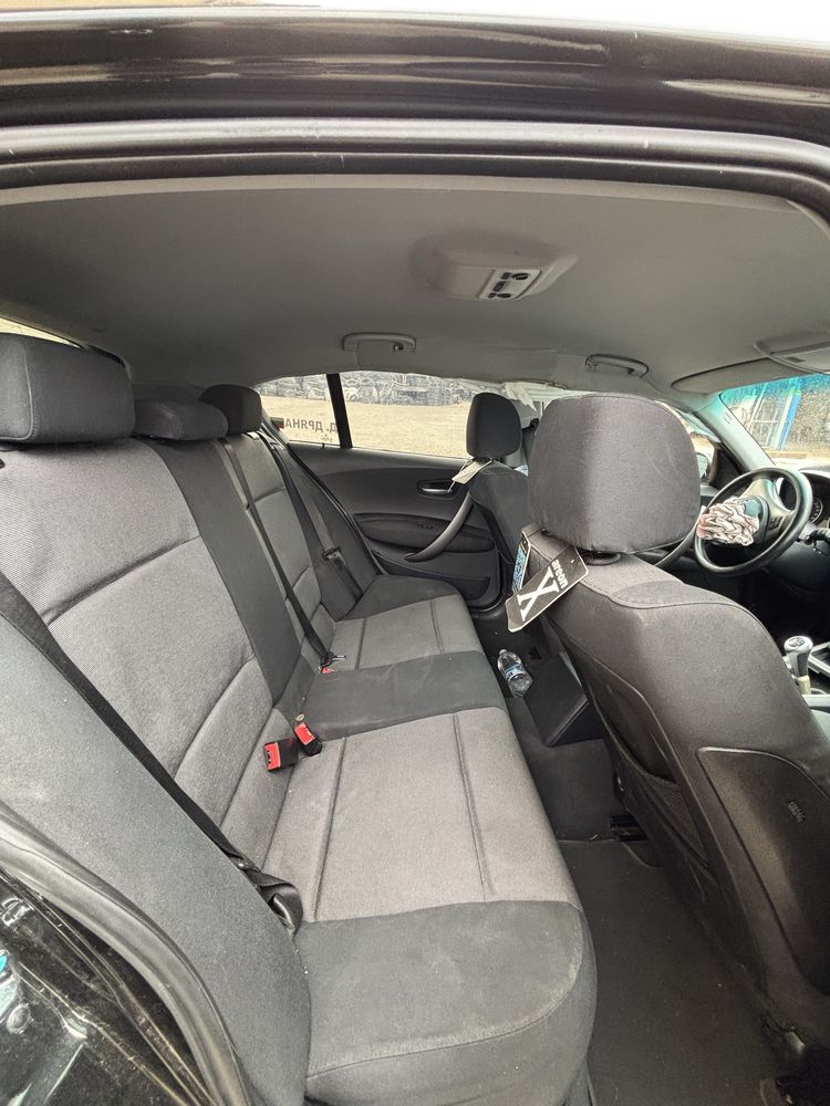 Bmw 118d 2004 -НА ЧАСТИ- Джанти, двигател, цяло купе, без предна част