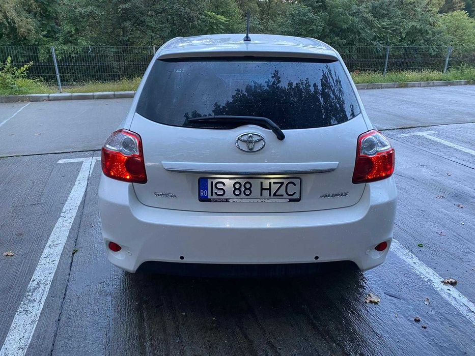 Toyota Auris 1.3 benzina 2012
