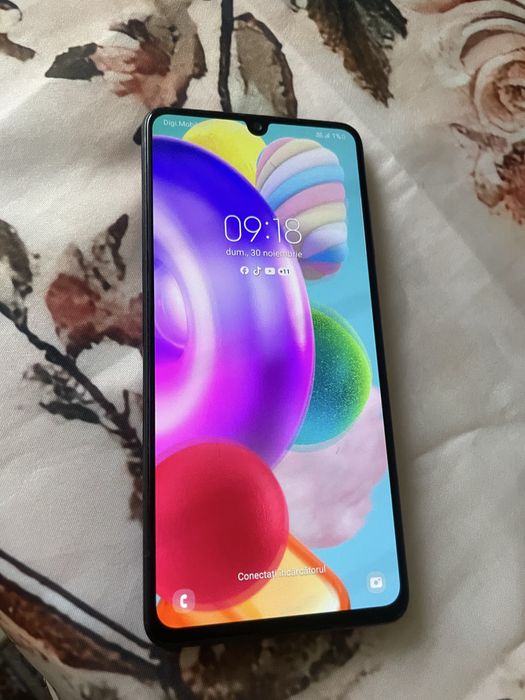 Vand Samsung A41 in stare impecabila