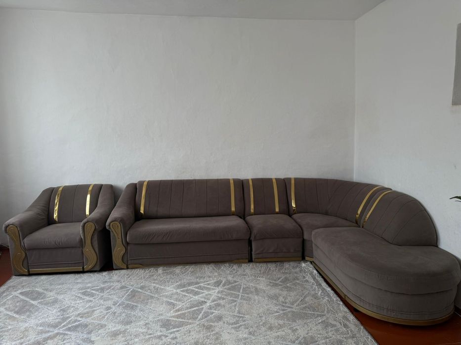 Диван уголок хорошего качества