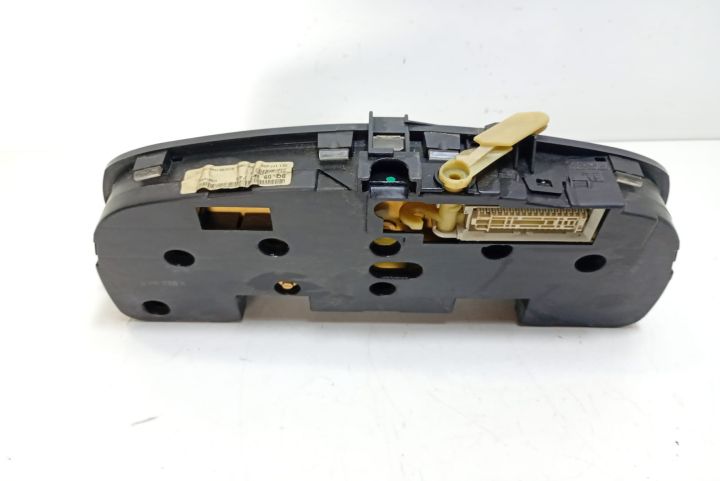 Ceasuri bord DQ09228743 Opel Astra G