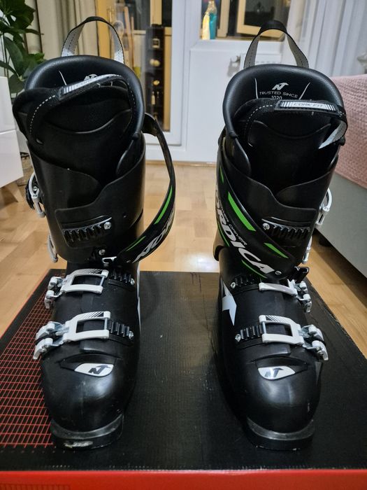 Nordica Dobermann gp 130 Clapari ski ,mărimea 42-43