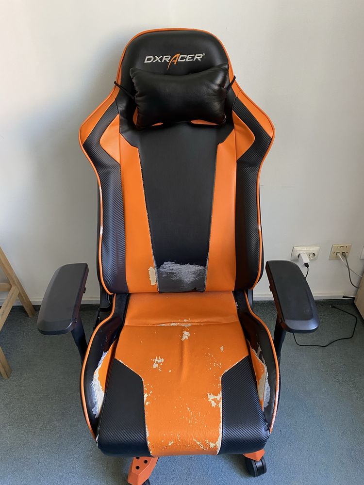 Scaun gaming DXRacer