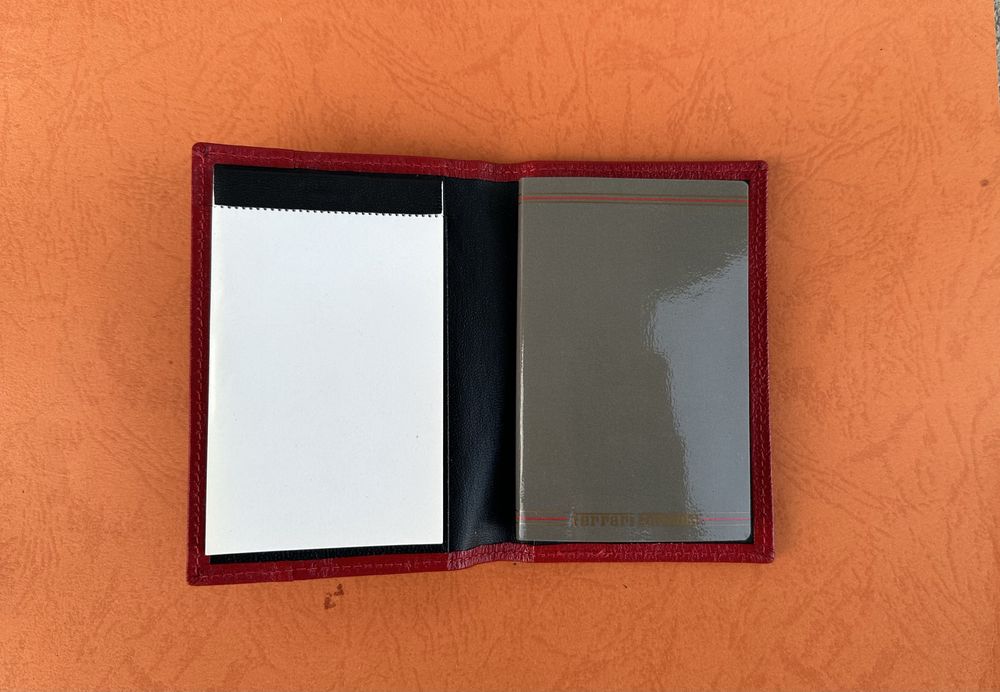 Agenda Noua autentica Ferrari de colectie anii 2000