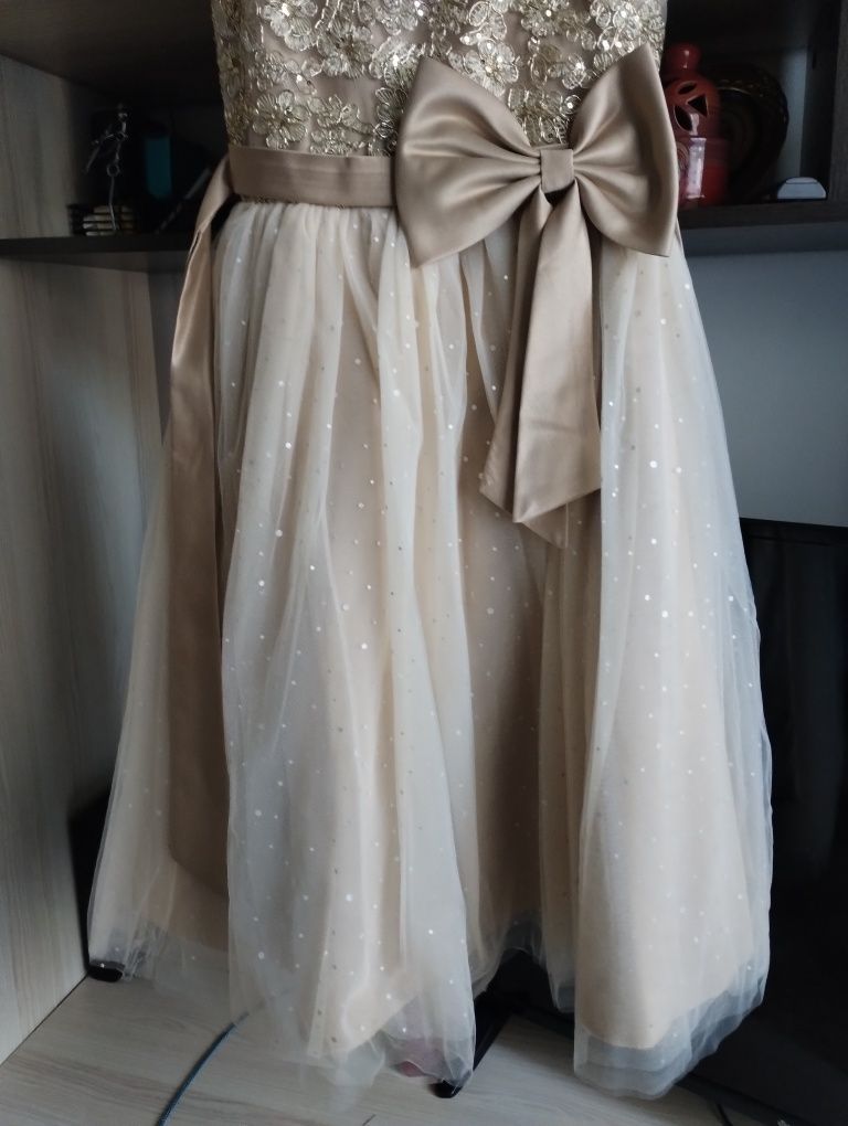 Rochie fetita lunga 7-8 ani+sandalute mar 33