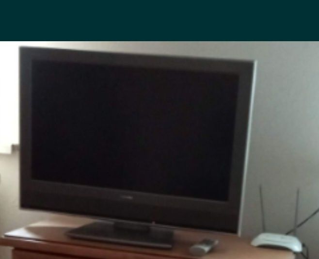 Телевизор  цветной ТOSHIBA 80×56 диагональ 95