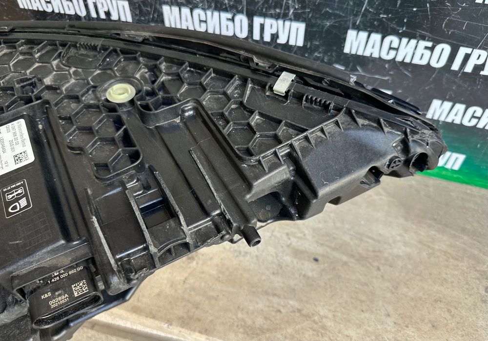 Фар far десен DIGITAL LIGHT фарове за Мерцедес Mercedes EQS W297