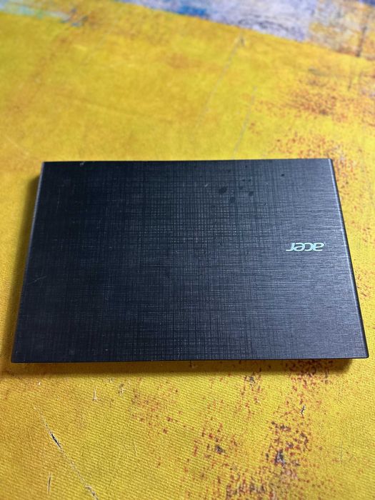 laptop Acer F15, i5 gen 4 , nvidia 920m, ram 12 gb, hdd 1 tb
