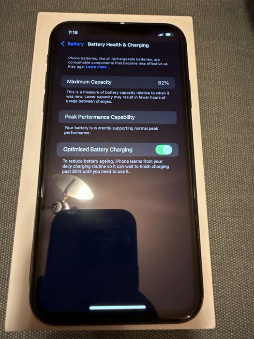 iPhone XR 64gb Dual Sim