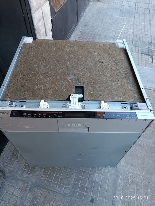 Съдомиялна за цялостно вграждане bosch