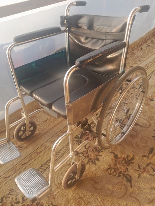 Инвалидная коляска