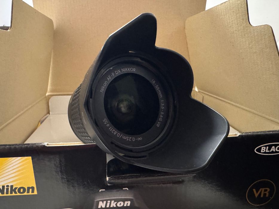 Nikon D3300 + два обектива и много аксесоари