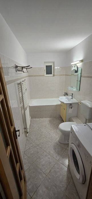 De inchiriat apartament 2 camere