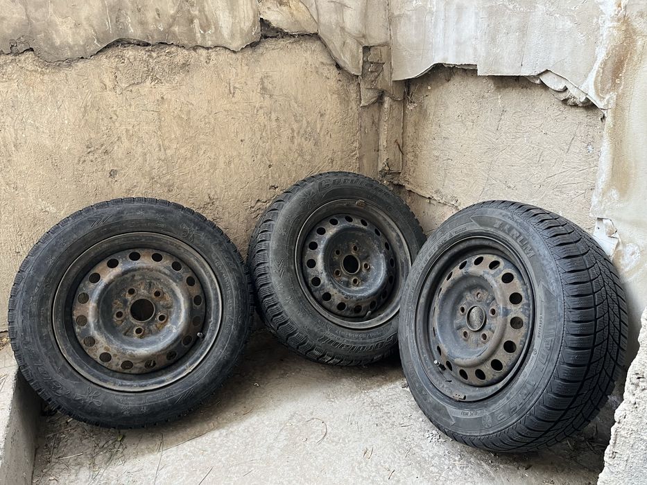 Покрышка с штампованным дискам