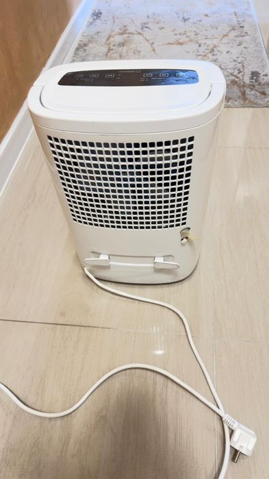 Dezumidificator capacitate mare Turbionaire Smart 12 nou