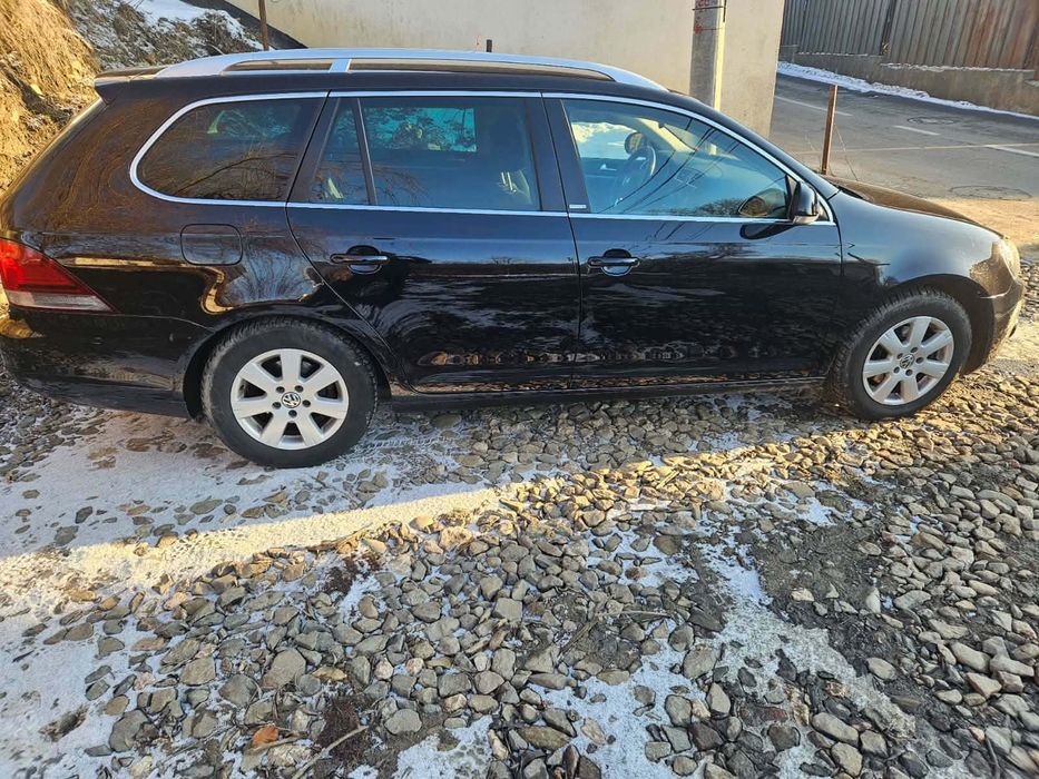 Vând VW Golf VI, 2011, motor 1.6 Diesel