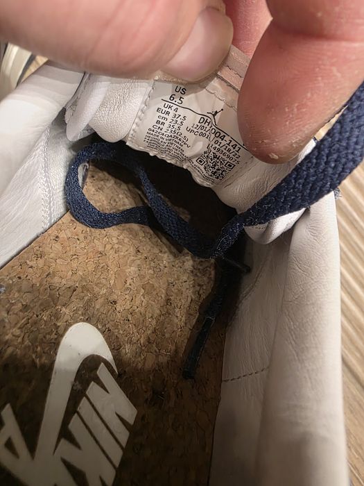 Дамски маратонки NIKE AIR JORDAN