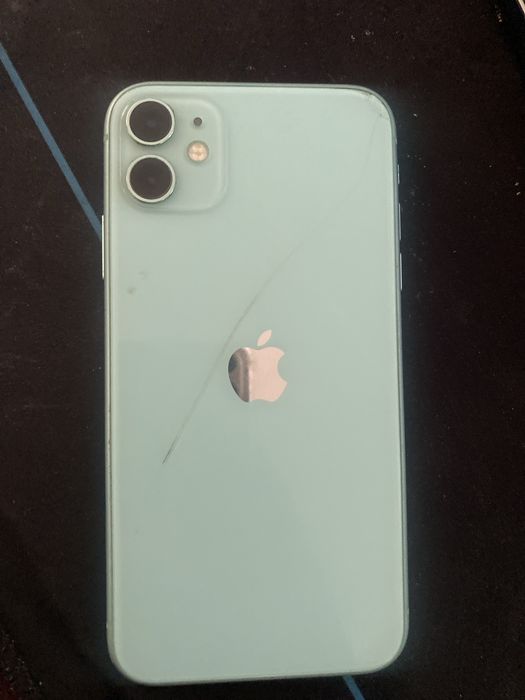 Iphone 11. 128 гб