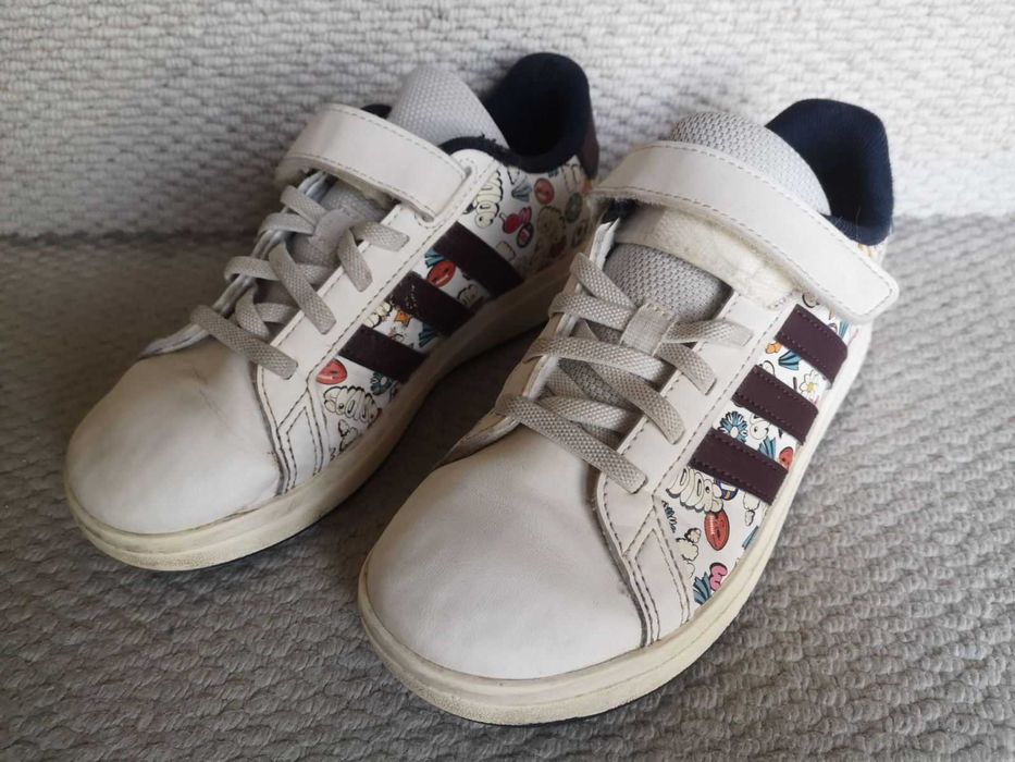 Маратонки адидас, номер 33