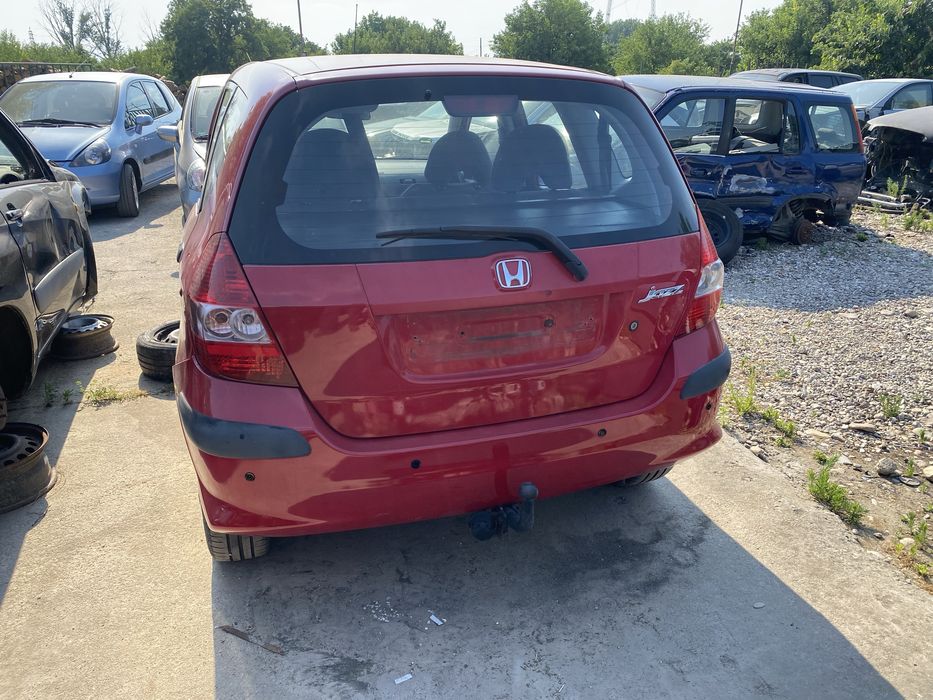 Хонда джаз 1.2 на части