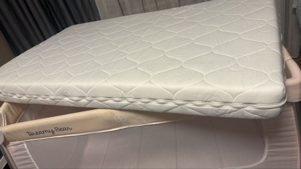 Бебешка кошара Kikkaboo Dreamy bear с включен поръчков матрак