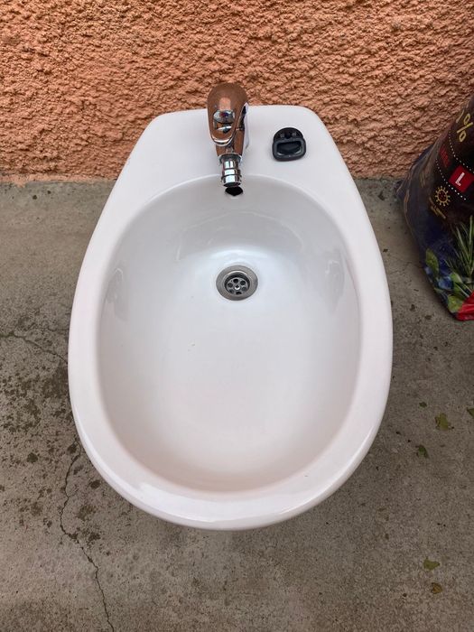 Bideu cu baterie marca Inker