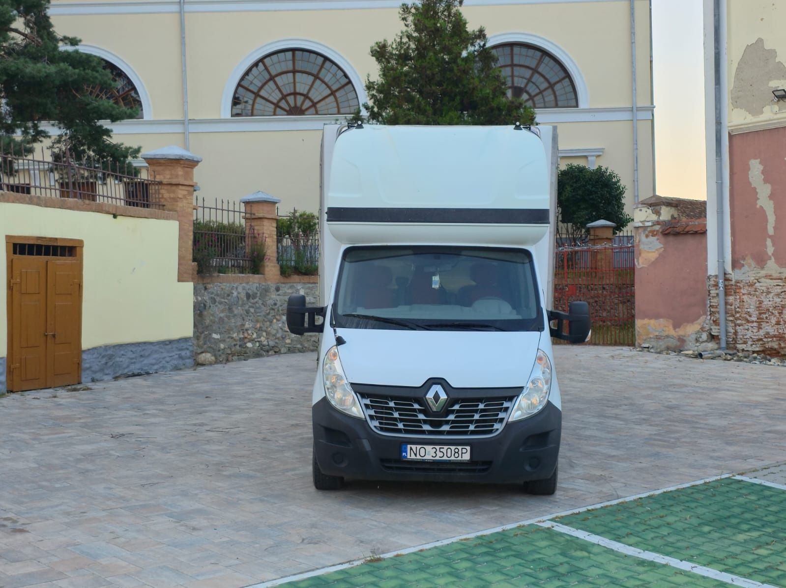 Renault master 2017 ,iveco daily