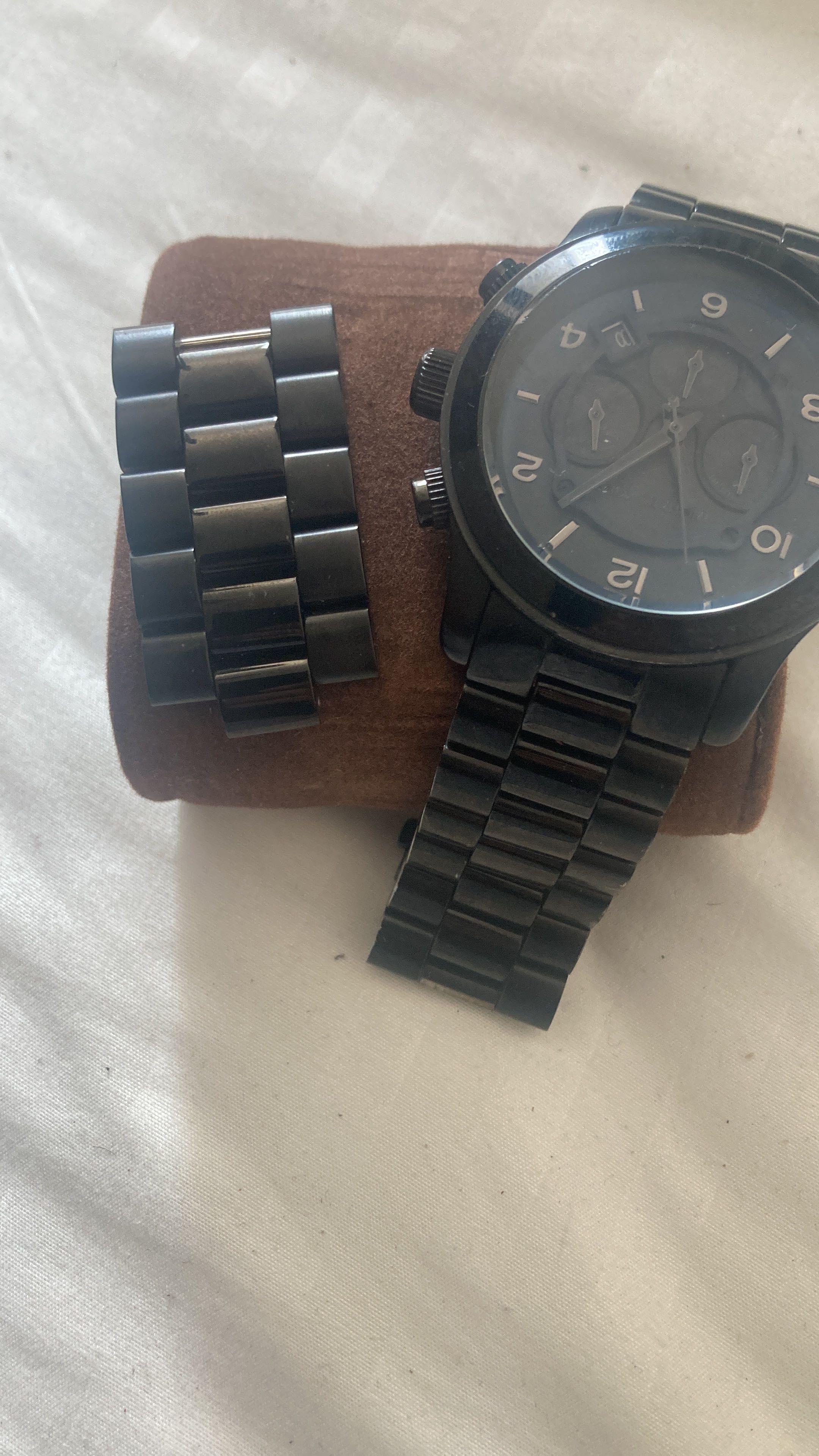 Часовник Michael Kors